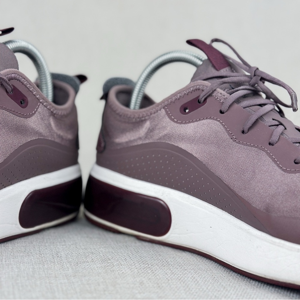 Nike Air Max Dia Women's Shoes Size 8 Color: Plum Eclipse/Black - Picture 7 of 13